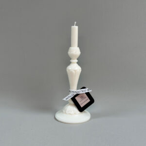 Vela forma candelabro color blanco